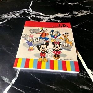 Walt Disney Incredible Discounts June-December  2005 Paper Brochure Mickey Daffy